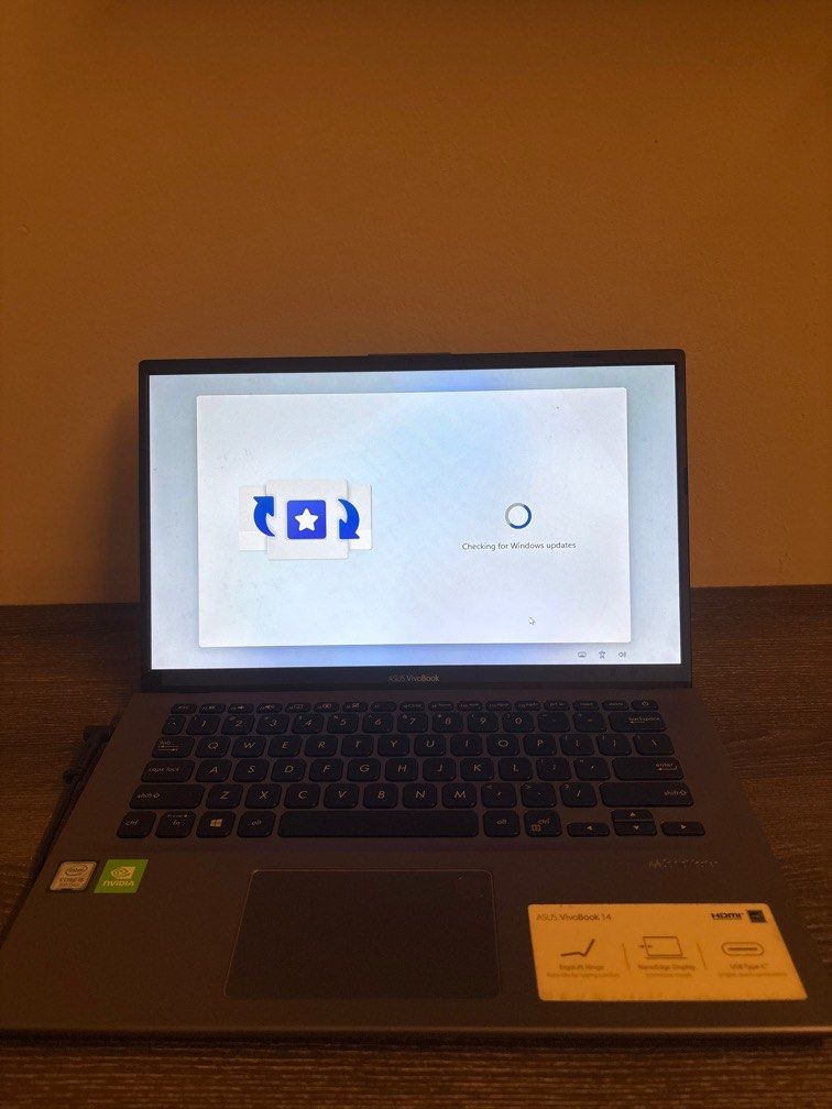ASUS VivoBook 14 X412F Laptop