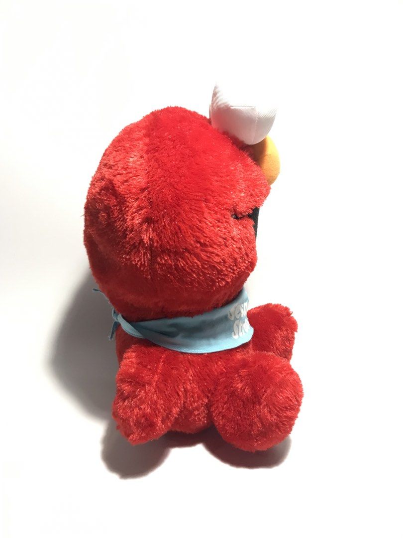 Baby Elmo by FuRyu (Category: Plushies & Soft Toys) located in Cainta. Submitted by anik_anik_manila (Listing ID 1428664817, Image 3). Description: • Baby Elmo by FuRyu • FuRyu is a Japanese licensed toy brand • Sesame street x FuRyu wash tag • Being sold at orange app for ₱800 • Height: 15 inches • RFS: Decluttering Price: ₱500 +sf Sale price: ₱350 • Shipping schedule 📌(J&T, LBC or Flash) Tuesdays, Thursdays and Saturdays (cut-off: 12nn) 📌Same
