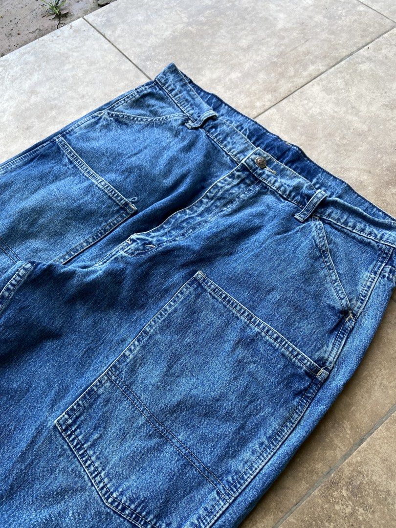 Baggy silver tab carpenter jeans (Category: Jeans) located in Manila. Submitted by notwearable.clothingco (Listing ID 1428672119, Image 2). Description: 36x41 15 thigh 10 leg hole .