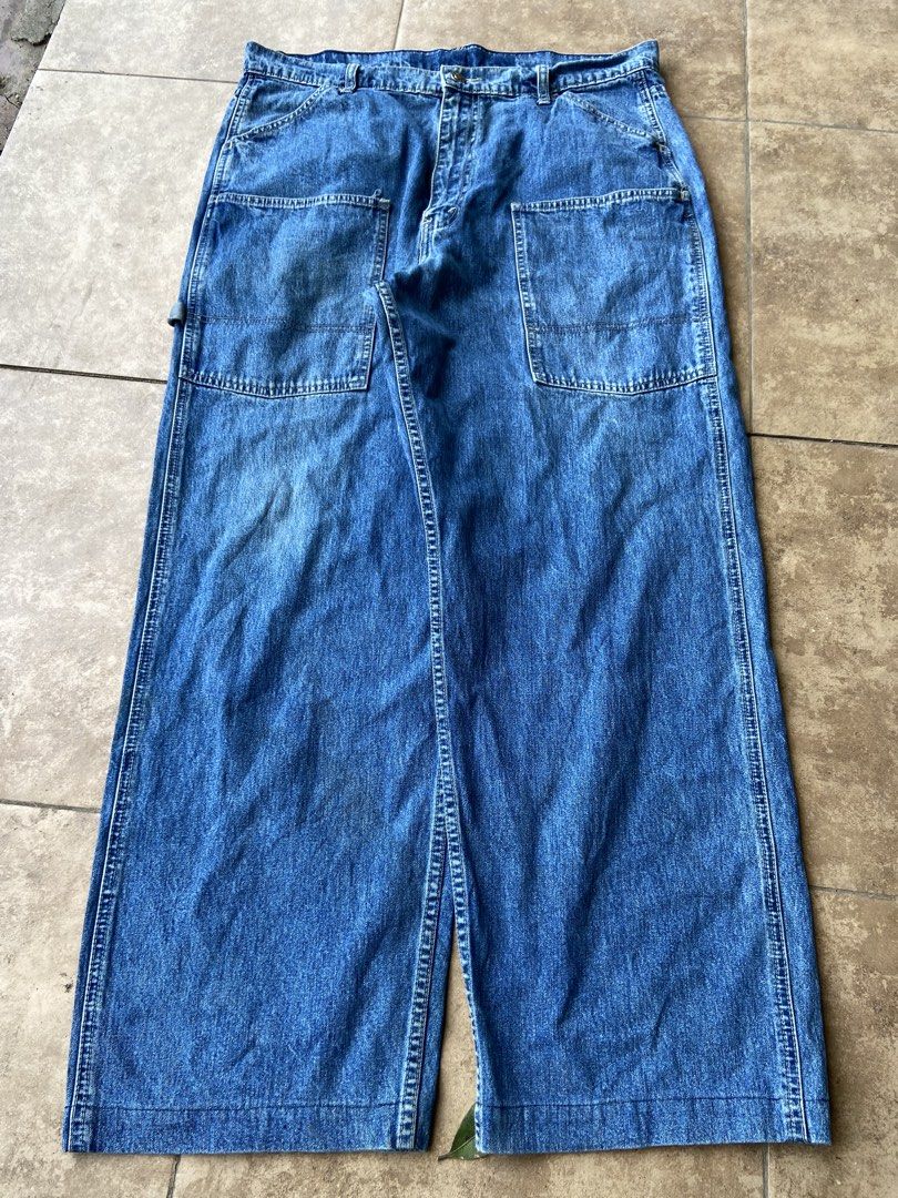 Baggy silver tab carpenter jeans (Category: Jeans) located in Manila. Submitted by notwearable.clothingco (Listing ID 1428672119, Image 1). Description: 36x41 15 thigh 10 leg hole .