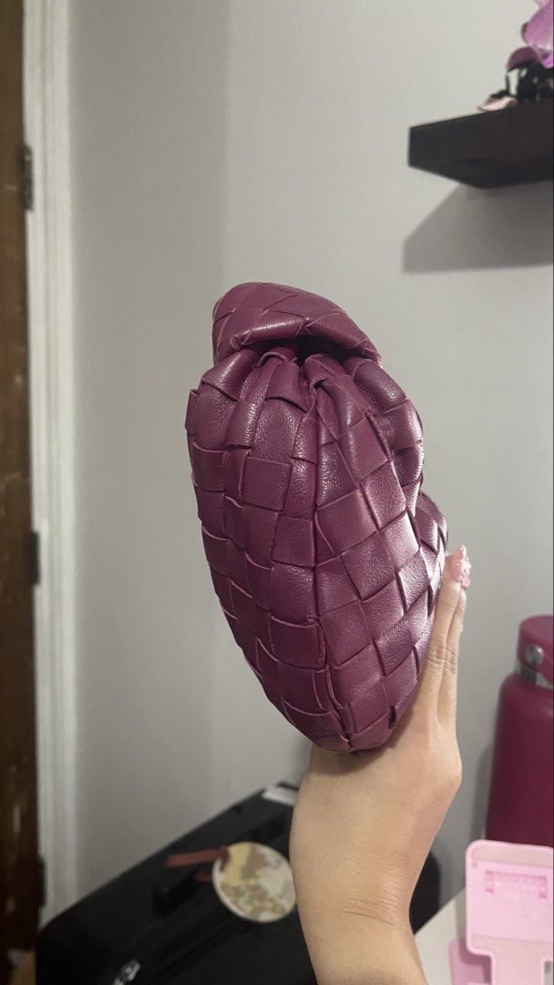 Bottega Veneta Mini Jodie (Category: Luxury Bags & Wallets) located in Quezon City. Submitted by sabsabsab_ (Listing ID 1428770919, Image 3). Description: Comes with a stuffer & dust bag All sales are final & non returnable.