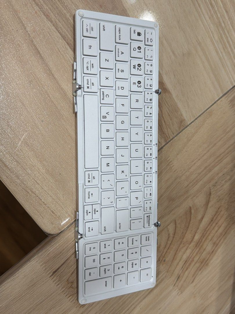 BOW 2024 New Backlit Foldable Keyboard466435121370245122