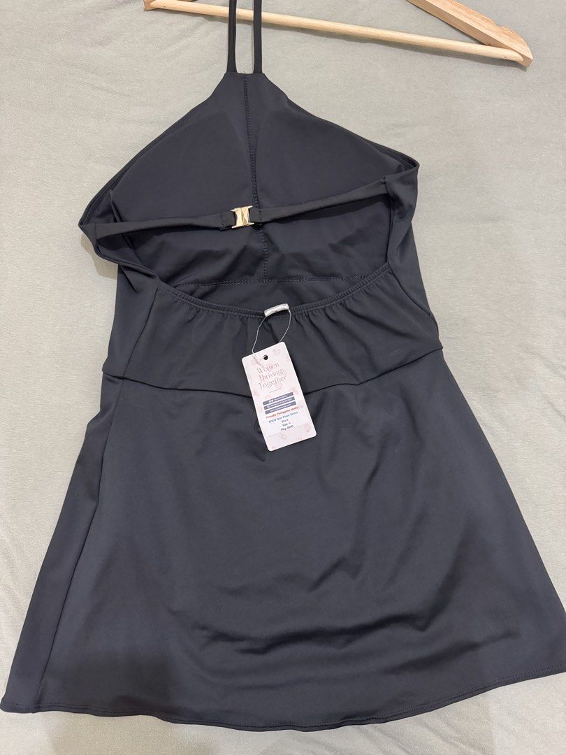 Brand New Coral One Suit (Category: Bikinis & Swimsuits) located in Pasig City. Submitted by hangman_ (Listing ID 1428757798, Image 2). Description: Brand New, did not use..