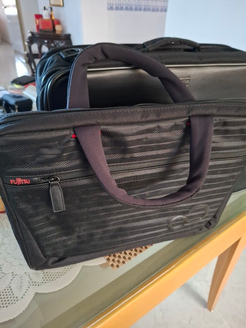 Bree Laptop Bag - Black439438986645360643