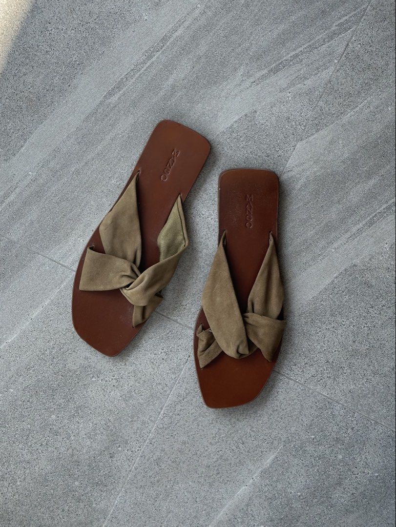 Brown Leather Sandals with Knot Detail (Category: Flats & Sandals) located in Angono. Submitted by moonersss (Listing ID 1428619255, Image 1). Description: Lightly used.