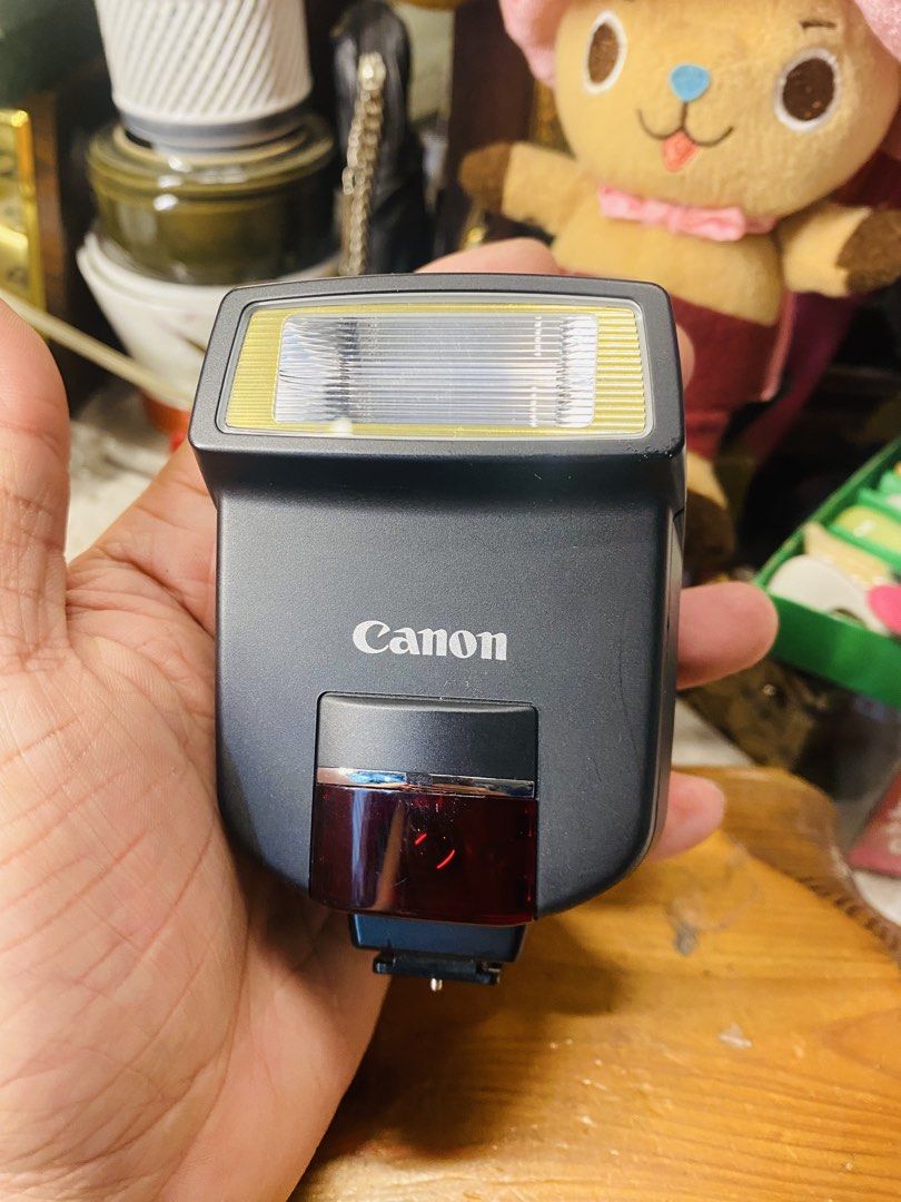 Canon Speedlite 220EX Flash (Category: Flashes) located in Bacolod City. Submitted by jeffreyhue19895 (Listing ID 1428664988, Image 1). Description: Working & from Japan.