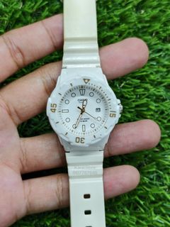 (Category: ) located in . Submitted by karat_shop (Listing ID 1428700759, Image 1). Description: .