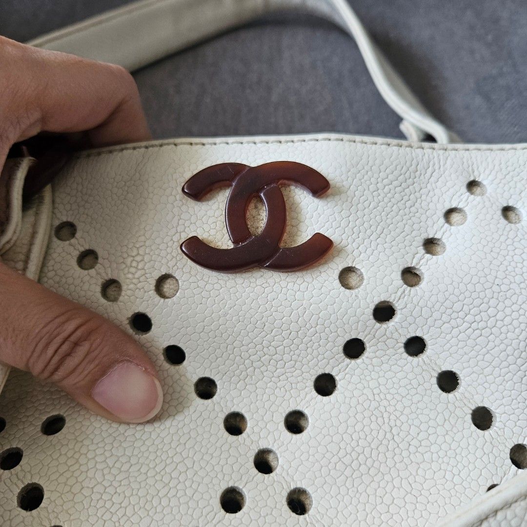 Chanel Caviar Perforated Shopping Tote (Category: Luxury Bags & Wallets) located in Manila. Submitted by decluttering_account (Listing ID 1428668890, Image 2). Description: No inclusions.