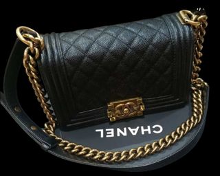 (Category: ) located in . Submitted by style_essentials2023 (Listing ID 1428660490, Image 1). Description: .