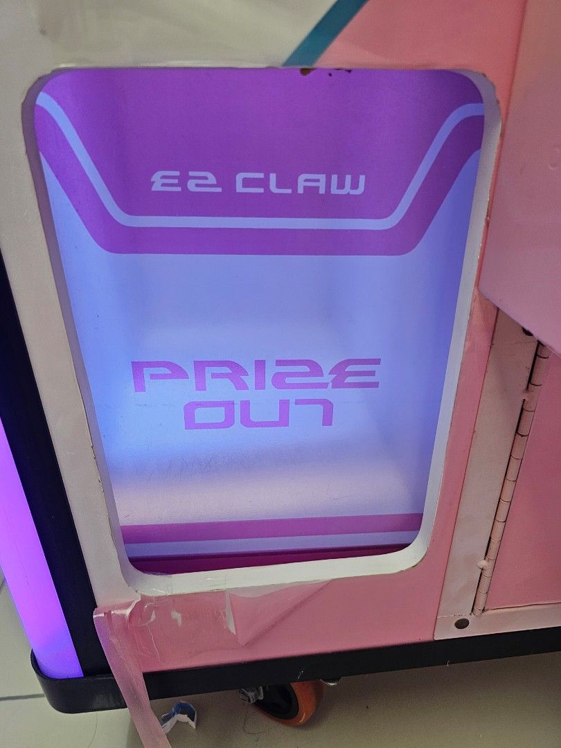 Claw Machine - One Piece Design, Hobbies & Toys, Toys & Games on Carousell