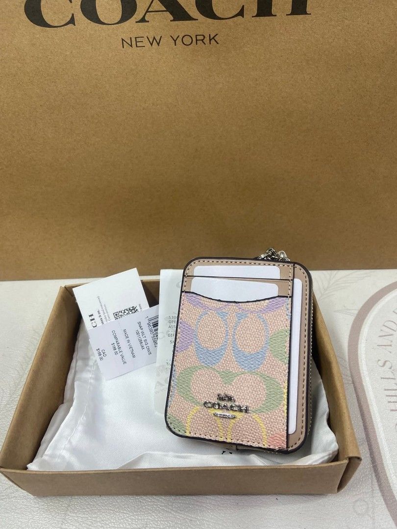 Coach Signature Pastel Collection (Category: Luxury Bags & Wallets) located in Manila. Submitted by authenticbagswatchesco (Listing ID 1428659715, Image 3). Description: 💛💙💚🩷💜🤎🩵❤️ Authentic couch Bags with complete inclusion individuals 3,600-bucket💛 3,600-mini Rowan💙 3,500-TOTE💚 3,300-TERI🩷 3,000-nolita💜 2,299-WALLET🤎 1,950-Zipcard❣️ 2,299-WRISTLET🩶 with shipping fee via LBC COD Collection of Coach bags in a pastel signature patter