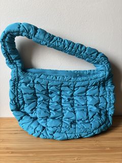 (Category: ) located in . Submitted by nas_closet17 (Listing ID 1428669871, Image 1). Description: .