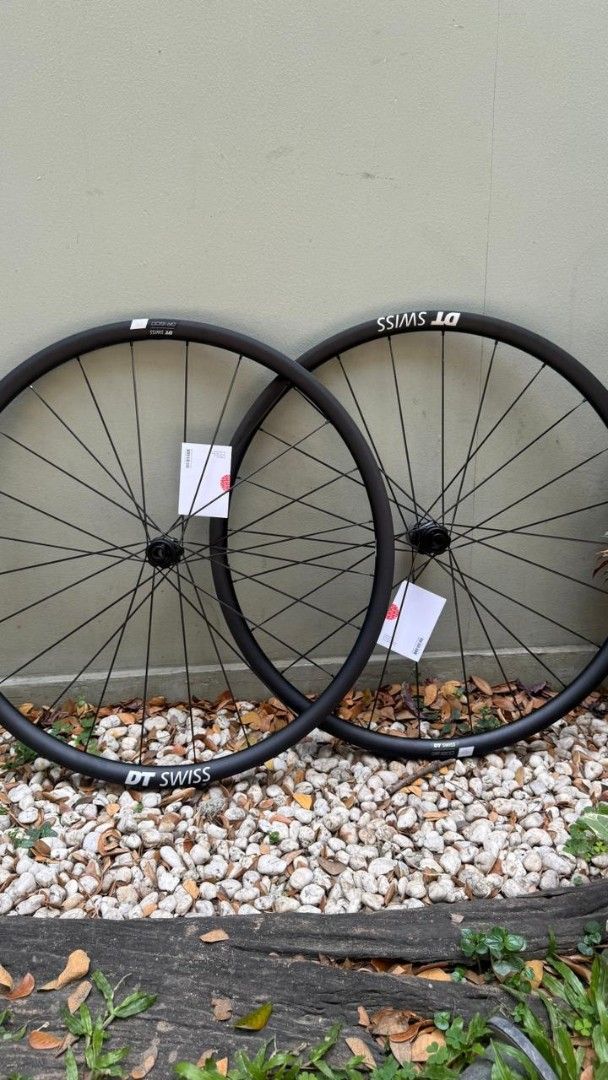 DT Swiss G 1800 Wheelset (Category: Bicycles) located in Angeles City. Submitted by jumbo747 (Listing ID 1428674304, Image 2). Description: DT SWISS G1800 Gravel .