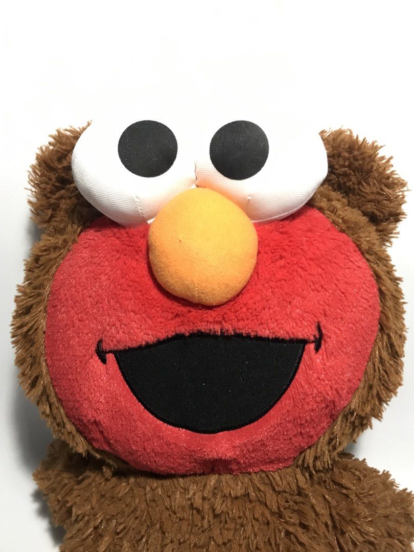 Elmo Beat Suit by FuRyu (Category: Plushies & Soft Toys) located in Cainta. Submitted by anik_anik_manila (Listing ID 1428664293, Image 2). Description: • Elmo Bear Suit by FuRyu • FuRyu is a Japanese licensed toy brand • Sesame street x FuRyu wash tag • Being sold at orange app for ₱800 • Height: 15 inches • RFS: Decluttering Price: ₱500 +sf Sale price: ₱350 • Shipping schedule 📌(J&T, LBC or Flash) Tuesdays, Thursdays and Saturdays (cut-off: 12