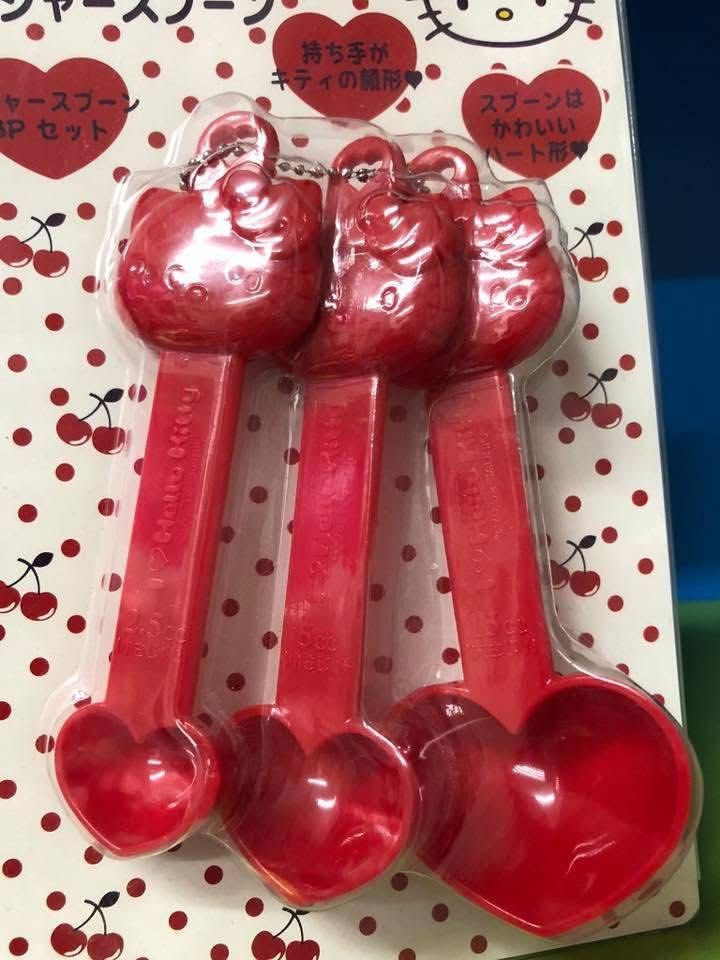 Hello Kitty I Love HK Red Kitchen Measuring Spoon Set (Category: Bakeware) located in Quezon City. Submitted by eolshop (Listing ID 1428793486, Image 2). Description: Hello Kitty I Love HK Red Kitchen Measuring Spoon Set Sanrio Japan Brand New.