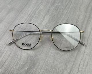 (Category: ) located in . Submitted by importedspectacleframes (Listing ID 1428694868, Image 1). Description: .