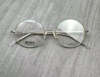 (Category: ) located in . Submitted by importedspectacleframes (Listing ID 1428695276, Image 1). Description: .