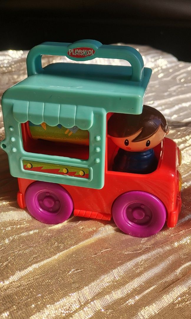 Ice cream truck (Category: Kids Toys) located in Subic. Submitted by gfinds.ph (Listing ID 1428617724, Image 1). Description: Truck toys for little one ✨.