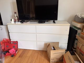 (Category: ) located in . Submitted by minara.family (Listing ID 1428625533, Image 1). Description: .