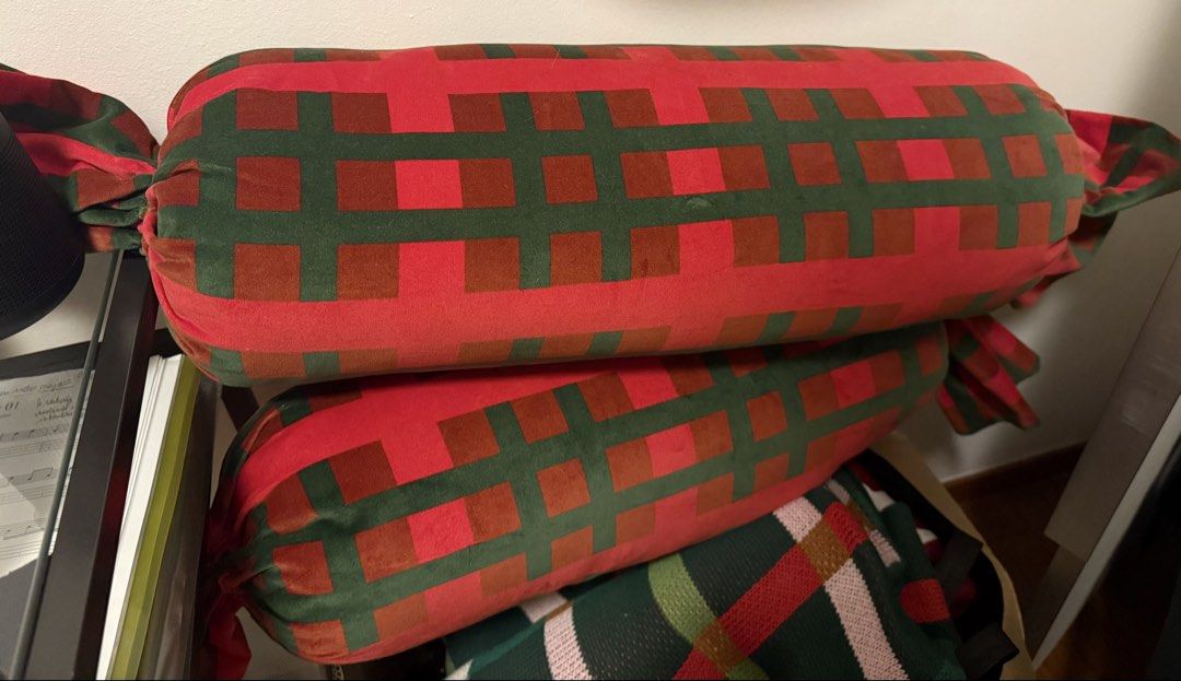 IKEA VINTERFINT Bolster Pillow