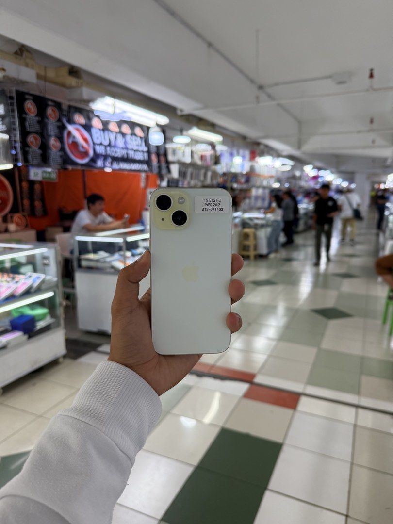 iPhone 15 512gb OPENLINE 98 BATT (Category: iPhone 15 Series) located in Manila. Submitted by carimgadgets (Listing ID 1428677739, Image 1). Description: - iPhone 15 - 512GB Storage - Openline - Yellow Color - 98% Battery Health - Meetup available at Greenhills Shopping Center.