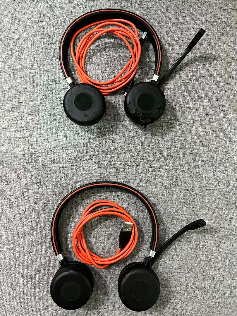 Jabra Evolve 65 Wireless Headset – Used (Category: Headphones & Headsets) located in Paranaque City. Submitted by i.c.panoncillo (Listing ID 1428720618, Image 1). Description: Jabra Evolve 65 Wireless Headset – Used ₱2,500 each | ₱4,000 for both 2 units available Inclusions: Headset + charging cable (Cable can also be used for wired connection) Condition: Well-used with visible wear and tear Fully working Ear cushions may need replacement (availa
