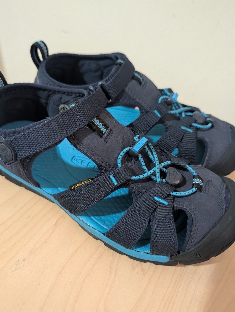 Keen Kids Sandals - Navy Blue (Category: Babies & Kids Fashion) located in Manila. Submitted by cart_rd (Listing ID 1428672449, Image 2). Description: Features adjustable straps and a secure fit. The sandals have a contoured footbed for comfort and support. The soles are designed for grip and durability. Size 4 US, 36 EU, 22.5 CM. good condition, outgrown easily.