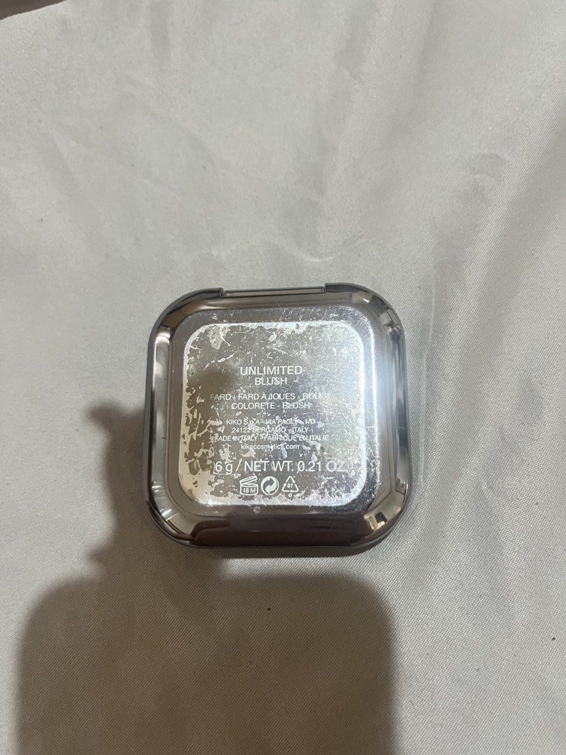 Kiko Milano Unlimited Blush (Category: Makeup) located in Taguig. Submitted by jaydjahs0220 (Listing ID 1428667294, Image 2). Description: Kiko Milano Unlimited Blush. The blush is a square compact with a mirror. The color is a light pink. The compact has some wear and tear on the surface. The net weight is 6g / 0.21 oz..