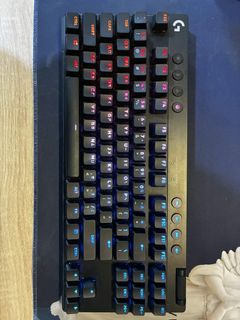由 mystic_haha0610 (刊登 ID 1428640719，圖片 1) 提交，位於 的 (類別：)，說明：。