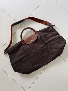 (Category: ) located in . Submitted by pleats.n.pockets (Listing ID 1428680341, Image 1). Description: .