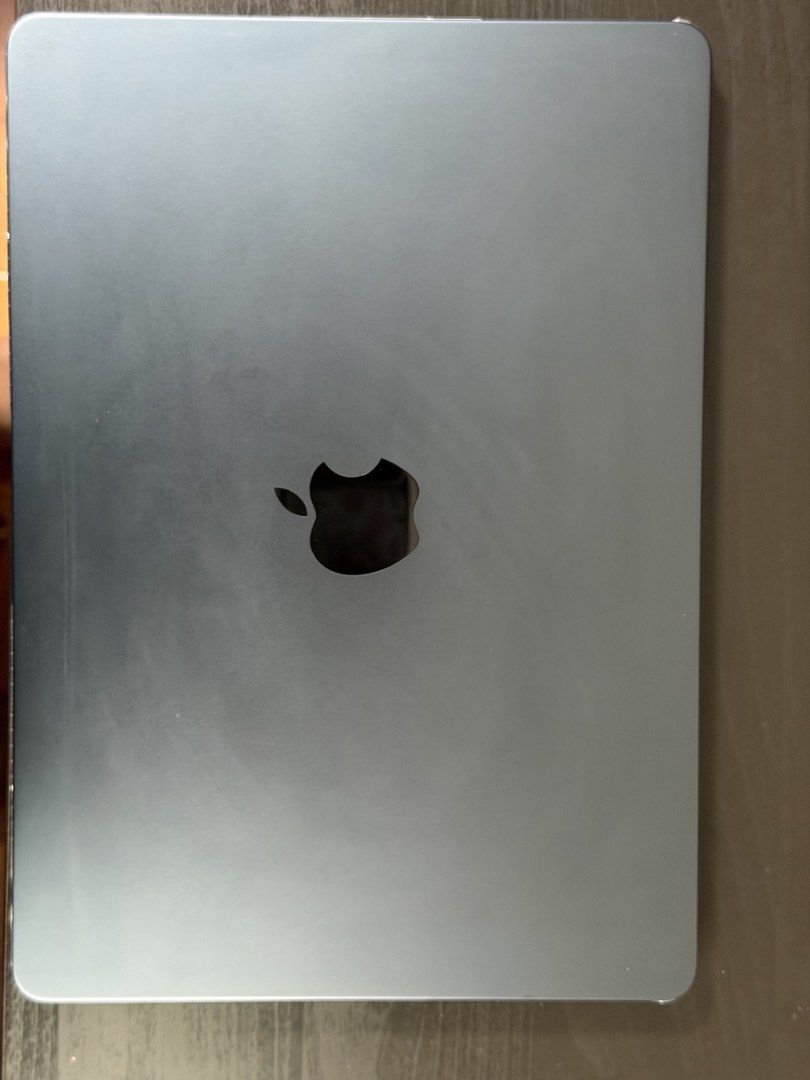 MacBook Air M2 2022 - 8GB RAM412407853755944962