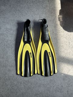 (Category: ) located in . Submitted by gs-diving (Listing ID 1428689461, Image 1). Description: .