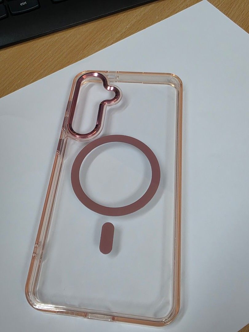 Metal Lens Case S24/S25 Plus (Category: Cases & Sleeves) located in Quezon City. Submitted by rtsalcedo (Listing ID 1428625811, Image 1). Description: RFS: Ordered the wrong item, item is unused and in good condition.