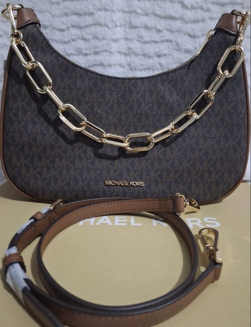 Michael Kors Bag with Chain Strap (Category: Luxury Bags & Wallets) located in Marikina City. Submitted by mommymishy (Listing ID 1428755413, Image 1). Description: Large cora MK bag from 🇺🇸 5449 only! brand new original.