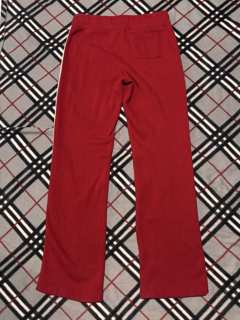Mid rise Old Navy Red Lounge Sweatpants (read description) (Category: Other Bottoms) located in Caloocan City. Submitted by ___keisells (Listing ID 1428766790, Image 2). Description: Note: 1. PAYO (Pay As You Order) 2. Late Payment Fee: ₱25 a day 3. I WILL NOT entertain slow inquiry Item description: Dimensions: L: 109cm W:40-45cm (when stretched) Leg Width: 22cm Issue/s: none MOP: Gcash Available MOD: Same Day Delivery only within MM.