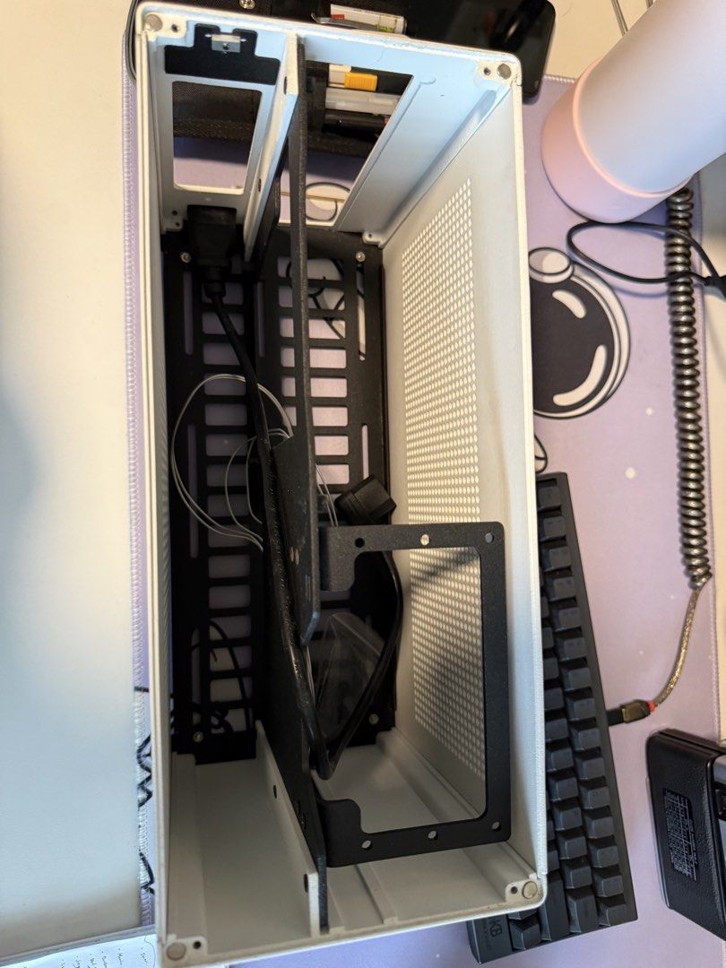 Mini ITX case439446284031774723
