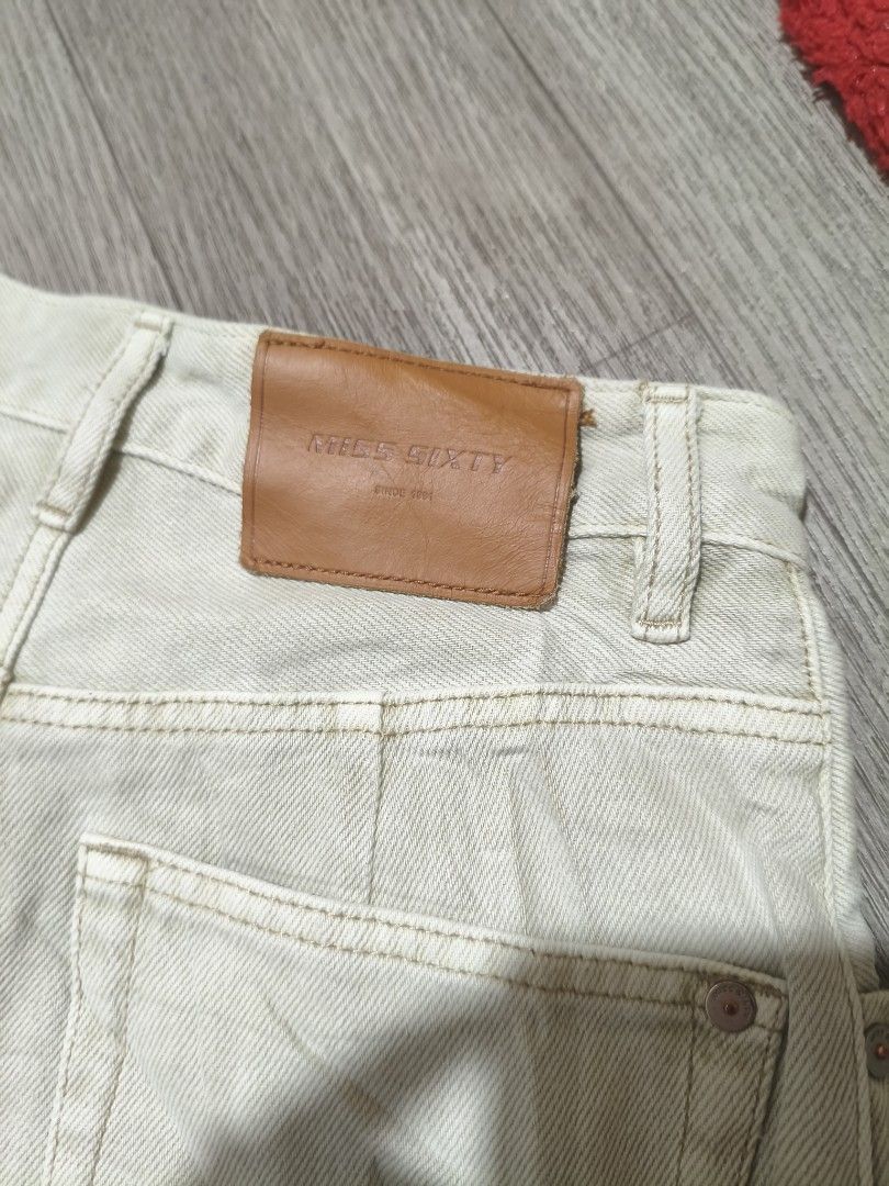 Miss Sixty Beige Jeans Size 24 (Category: Jeans) located in Manila. Submitted by japanplug (Listing ID 1428727218, Image 2). Description: pm for more details .