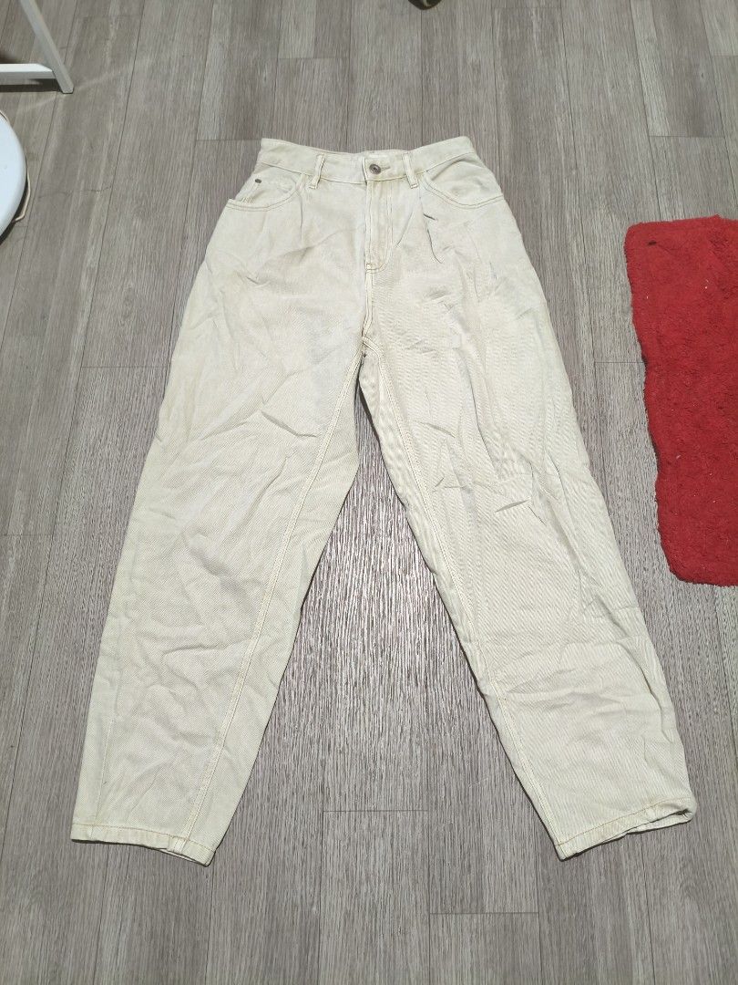 Miss Sixty Beige Jeans Size 24 (Category: Jeans) located in Manila. Submitted by japanplug (Listing ID 1428727218, Image 1). Description: pm for more details .