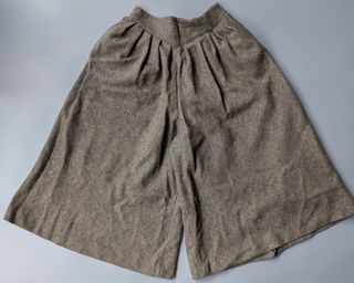 (Category: ) located in . Submitted by kmj.store (Listing ID 1428626421, Image 1). Description: .