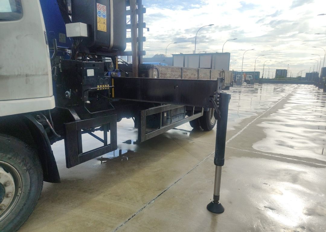 MITSUBISHI FUSO FM65FM2RDEB Manual (Category: Used Commercial Vehicles for Sale) located in Singapore. Submitted by sms_carsale (Listing ID 1428646572, Image 3). Description: With Crane and Crane Stability Control System. Viewing are welcome by appointment..