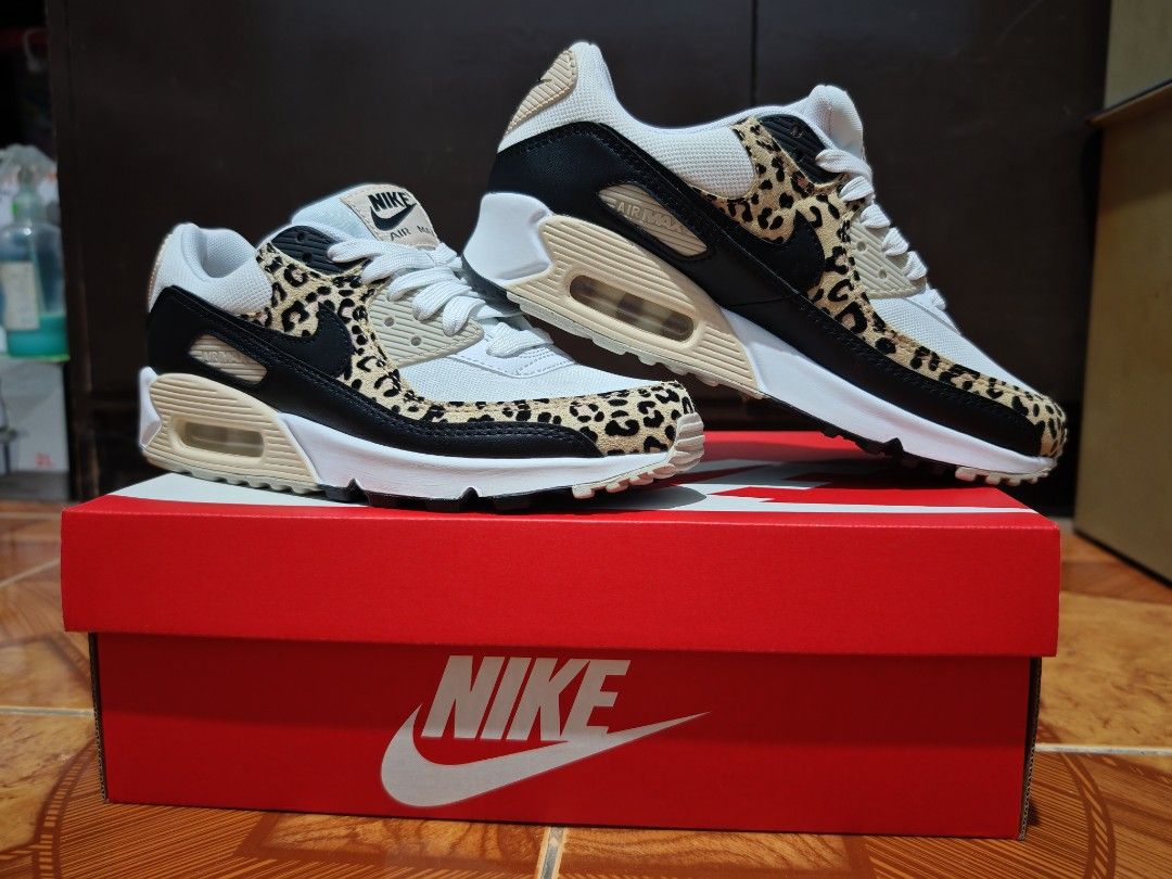Nike AIR MAX 90 LEOPARD Premium Design 6.5 US (Category: Sneakers) located in Malabon City. Submitted by daywalker14 (Listing ID 1428635366, Image 1). Description: Forsale Only Nike Air Max 90 Leopard Premium Design for only P3,799 Mall/srp price is 8,000+ Condition *Brandnew unused *size 6.5 US 37.5 Eur Location Malabon City.