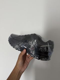 (Category: ) located in . Submitted by sneakerlahhh (Listing ID 1428643450, Image 1). Description: .