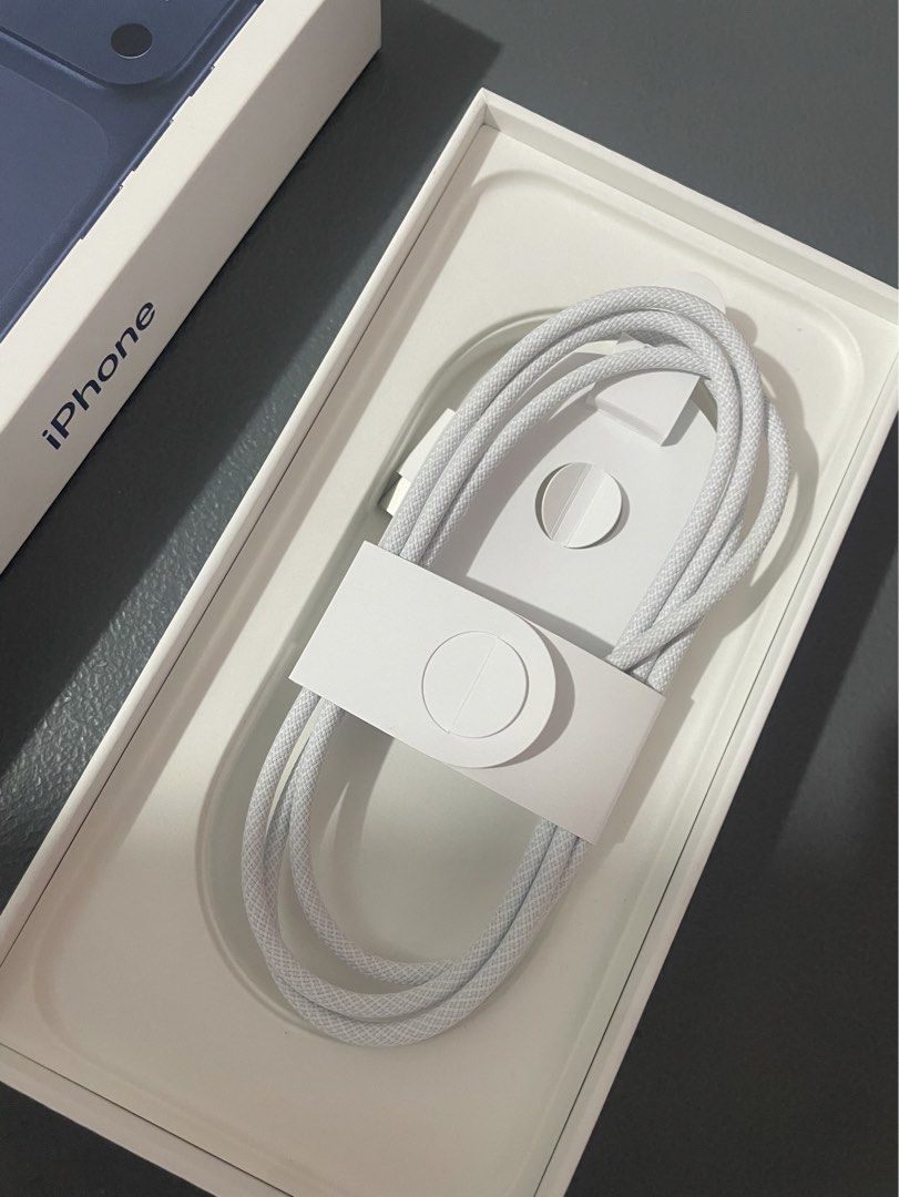 Original Apple iPhone USB-C Cable (Category: Chargers & Cables) located in Manila. Submitted by kristas_kloset (Listing ID 1428756014, Image 2). Description: - type C cable for iphone - original cable and box from Apple - includes the box and cable only - RFS: already have a charger.