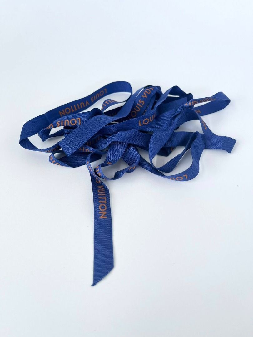 Original Louis Vuitton Gift Wrapping Ribbon (Category: Luxury Accessories) located in Llanera. Submitted by denxlab (Listing ID 1428736926, Image 1). Description: 💙✨ Original Louis Vuitton Gift Wrapping Ribbon ✨💙 The perfect finishing touch for your luxury packaging 🎁 A blue and orange Louis Vuitton gift wrapping ribbon, often considered a collectible item by fashion enthusiasts. Add elegance and authenticity to your gifts or resale items with