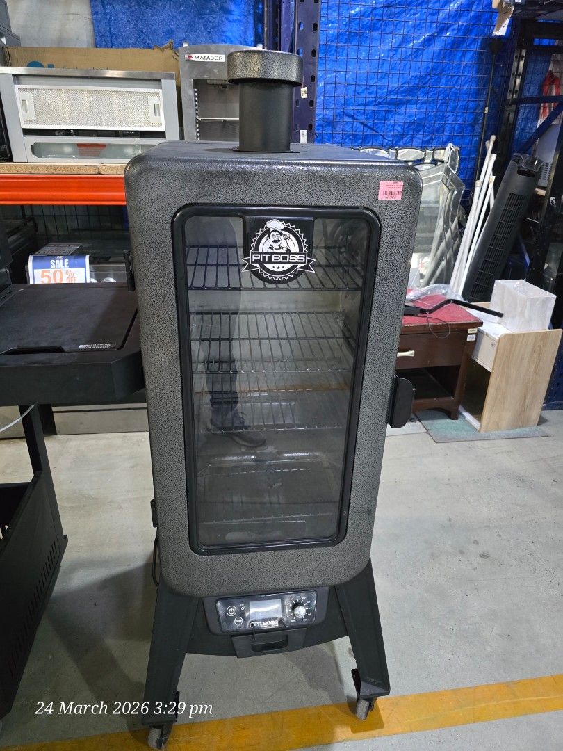 Pit Boss Vertical Smoker (Category: Cookware & Accessories) located in Manila. Submitted by chawchul (Listing ID 1428632453, Image 1). Description: pm.me for sure buyer..thankyou.