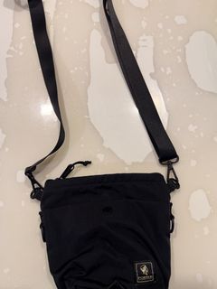 (Category: ) located in . Submitted by happydeals00 (Listing ID 1428705401, Image 1). Description: .