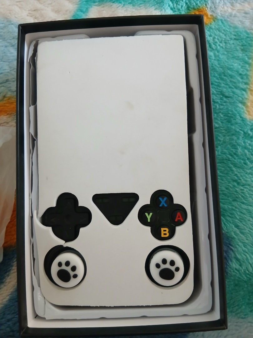 R36 Ultra Handheld Game Console (Category: Others) located in Batangas. Submitted by cazzie2688 (Listing ID 1428607719, Image 3). Description: brand newbought it 2800 128gb .