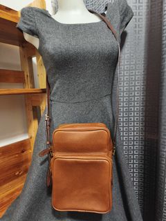 (Category: ) located in . Submitted by queenlyne_vintage_rare_finds (Listing ID 1428654543, Image 1). Description: .