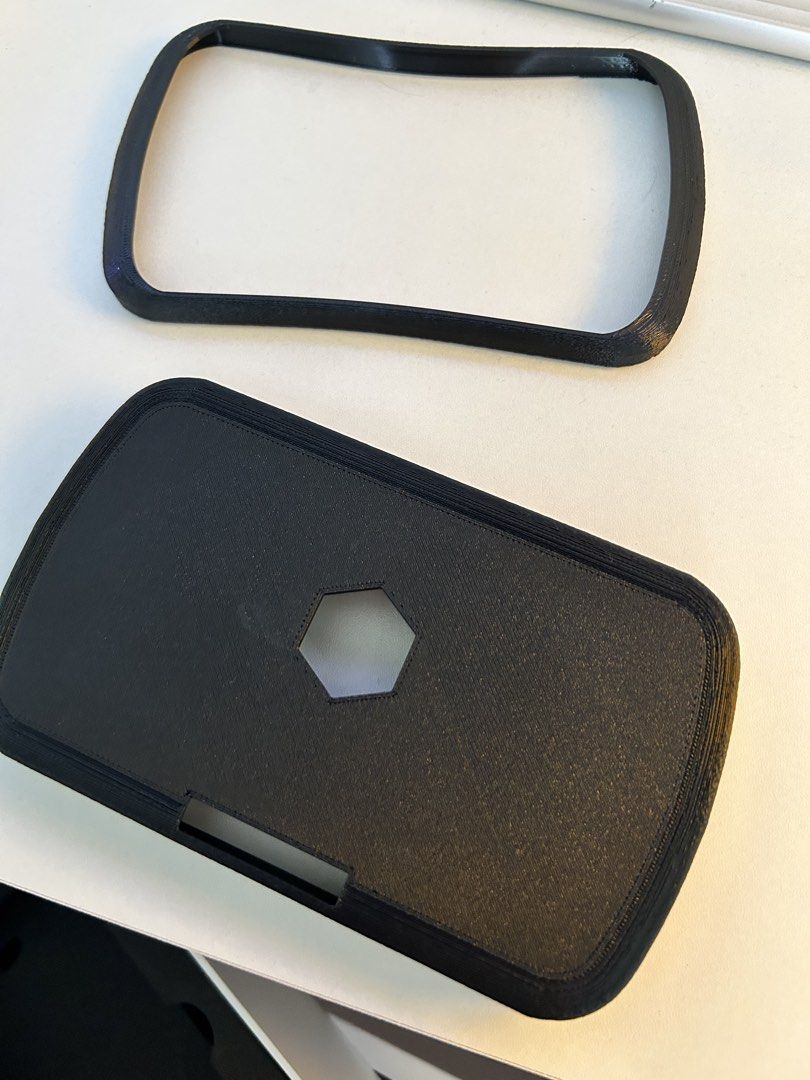 Rg slide case (in black) (Category: Others) located in Rizal. Submitted by patchiuu (Listing ID 1428654850, Image 1). Description: Rfs i don't like black case .