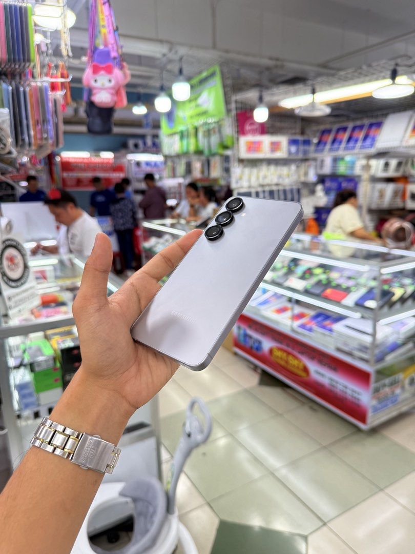 S25 Plus 512gb Openline NTC Approved (Category: Samsung) located in Manila. Submitted by carimgadgets (Listing ID 1428746476, Image 3). Description: .